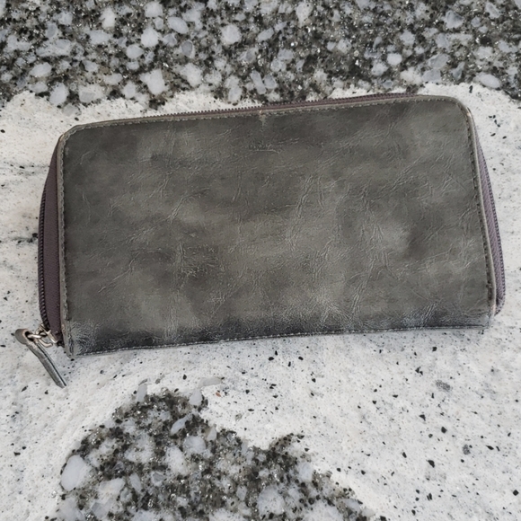 Wallet - Picture 2 of 3